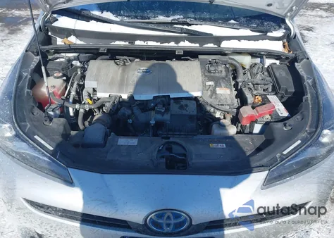 2020 Toyota Prius Le Awd-E z USA, uszkodzony, nr VIN JTDL9RFU4L3020773
